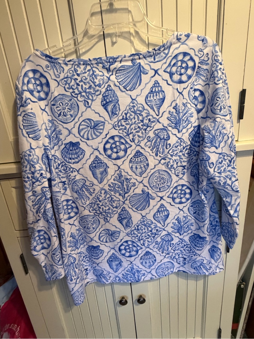 Talbots White Long-Sleeve Top with Blue Seashell Print